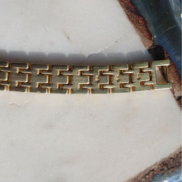 Timex Bracelet Watch Indiglo Vintage Carriage Quartz Gold Tone Links Adjustable - Picture 10 of 14